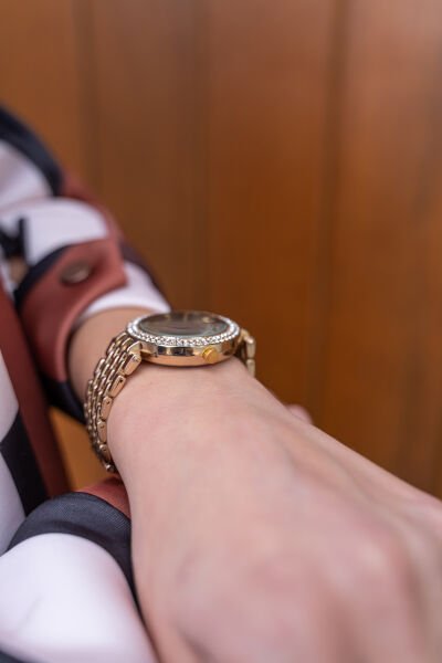 MK Siyah Ekran Gold Saat